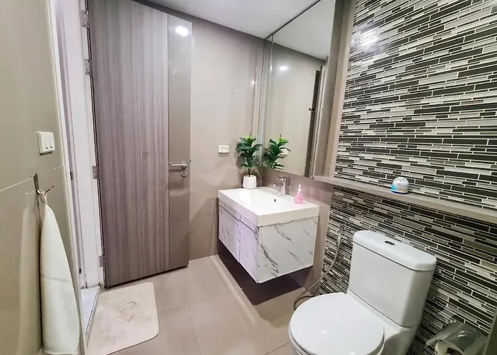 Cosy 1 Bedroom With Rooftop Pool 300 M To Bts Nana Sukhumvit 公寓 曼谷