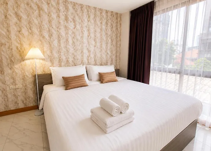 Appartamento Cosy 1 Bedroom With Rooftop Pool 300 M To Bts Nana Sukhumvit