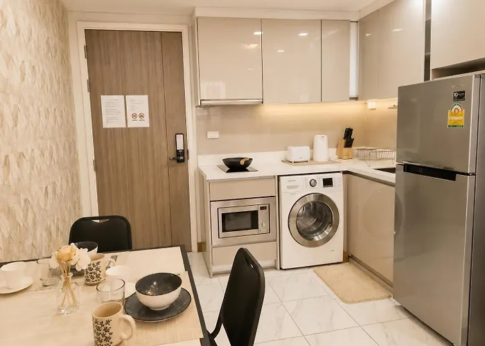 Appartamento Cosy 1 Bedroom With Rooftop Pool 300 M To Bts Nana Sukhumvit *